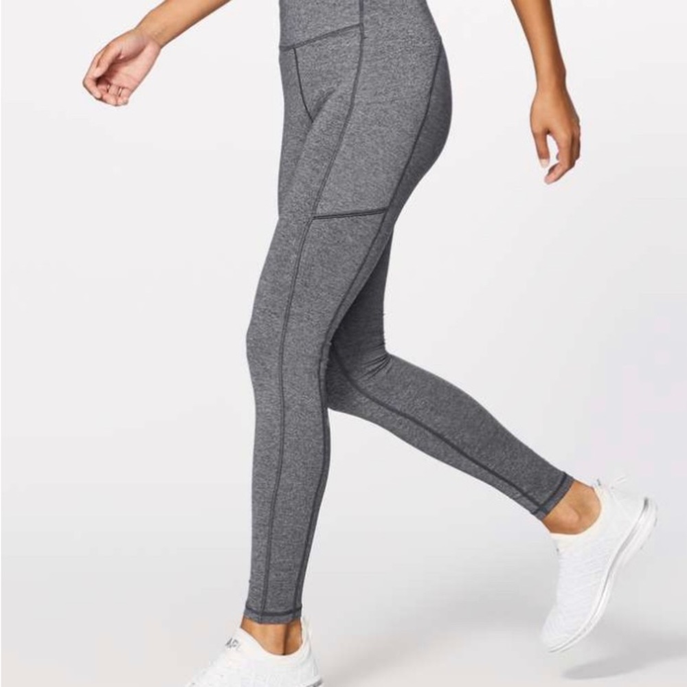 Lululemon Speed Up Tight *Full-On Luxtreme 28"